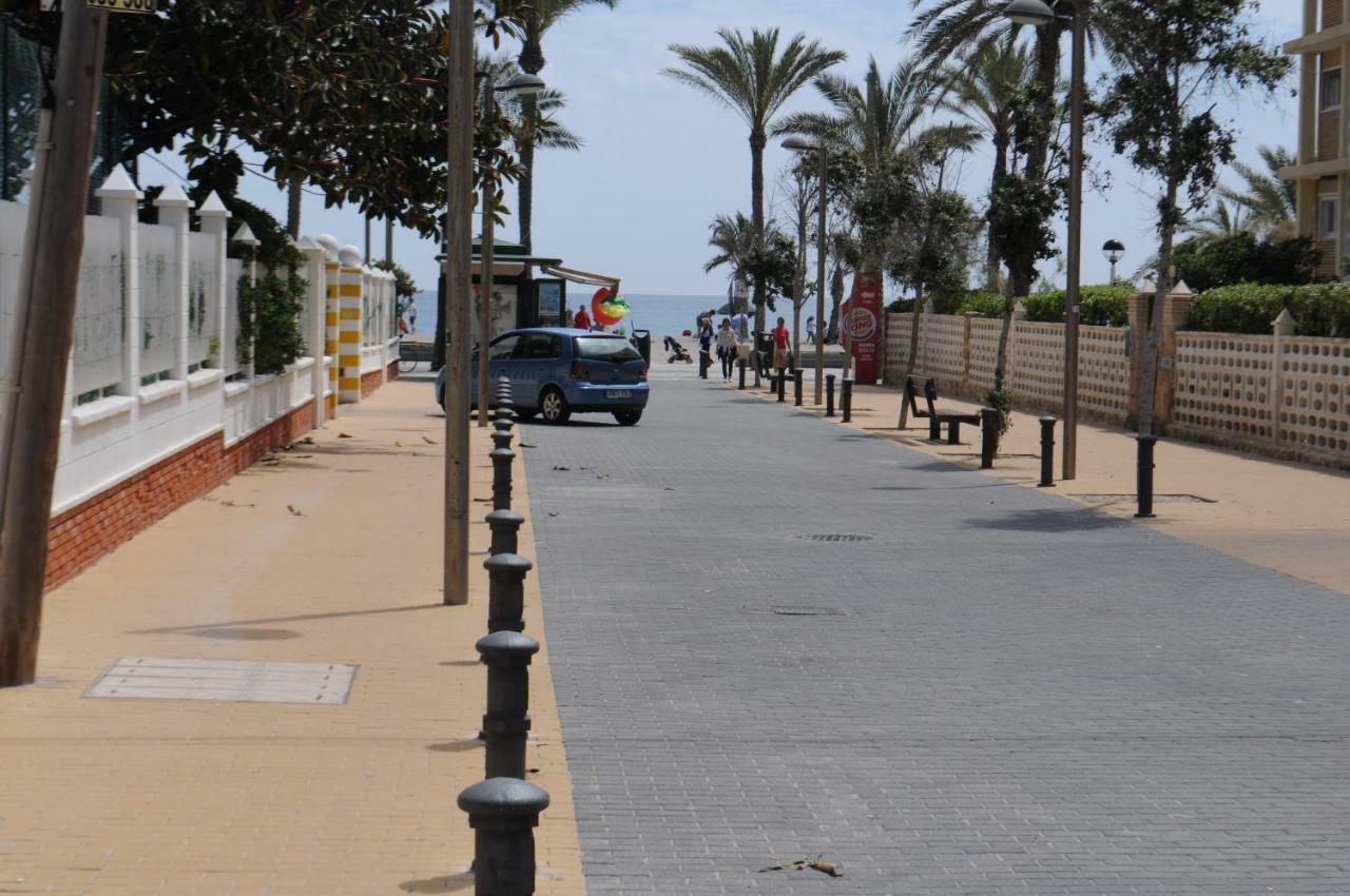 By The Sea Apartment Alicante Bagian luar foto