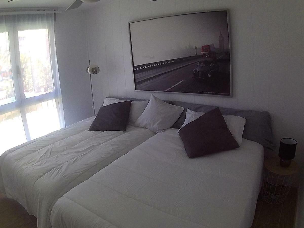 By The Sea Apartment Alicante Bagian luar foto
